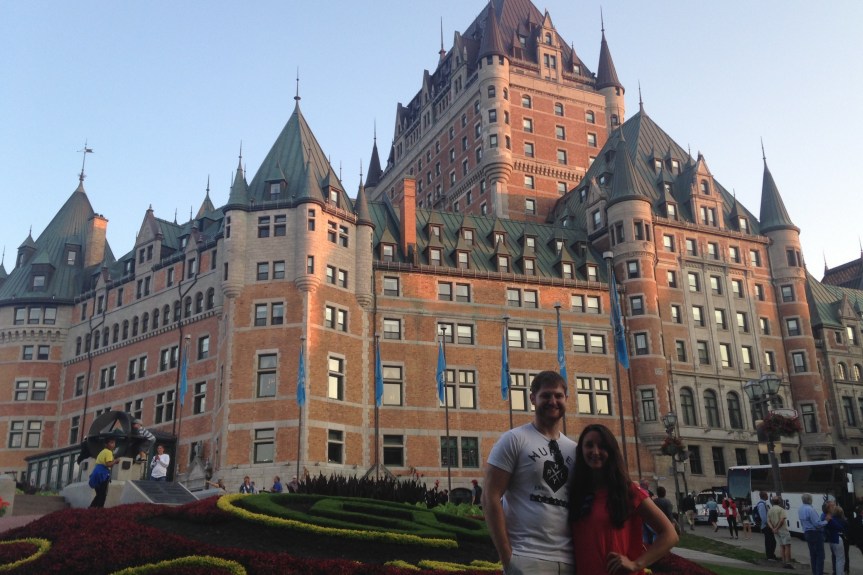 Top 5 Pros and Cons of Travel&nbsp;Therapy